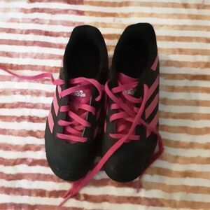 Adidas Girls  Pink/black Soccer Cleats Size 12